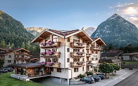 Hotel Sonnenhof Pertisau 4*